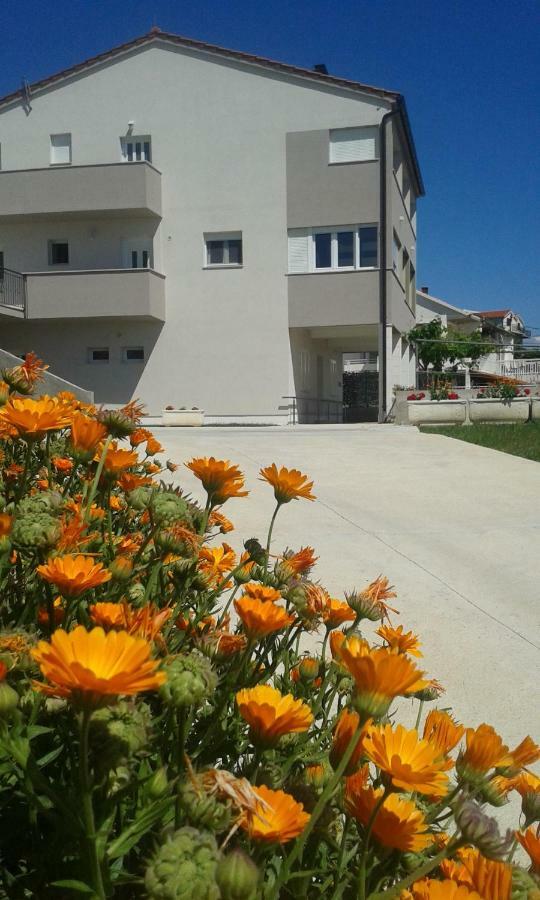 Apartments Liber Lokva Rogoznica Bagian luar foto