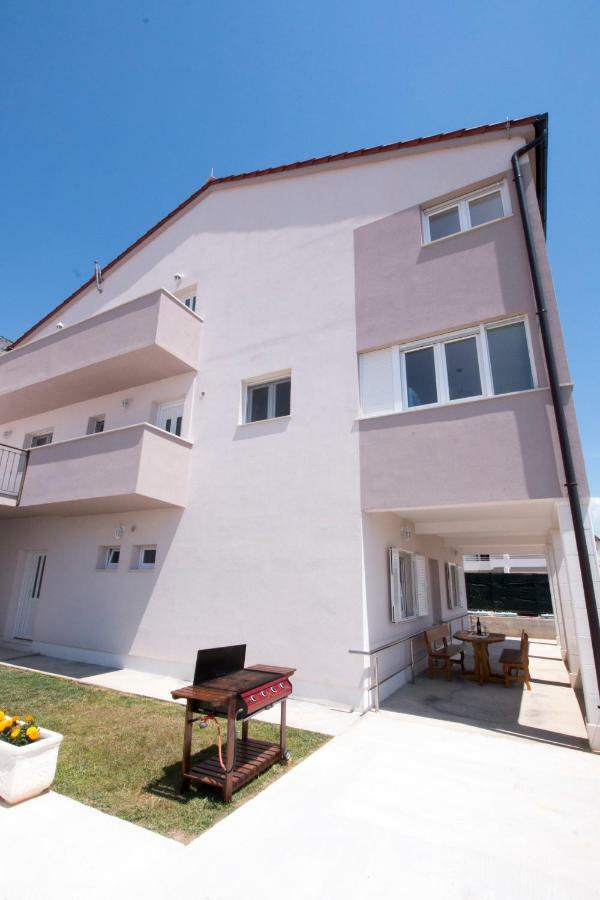 Apartments Liber Lokva Rogoznica Bagian luar foto